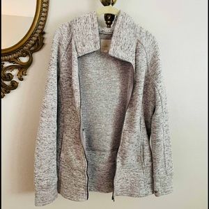 SOLD ❌Thread & supply gray zip up long sleeve women’s jacket size large
